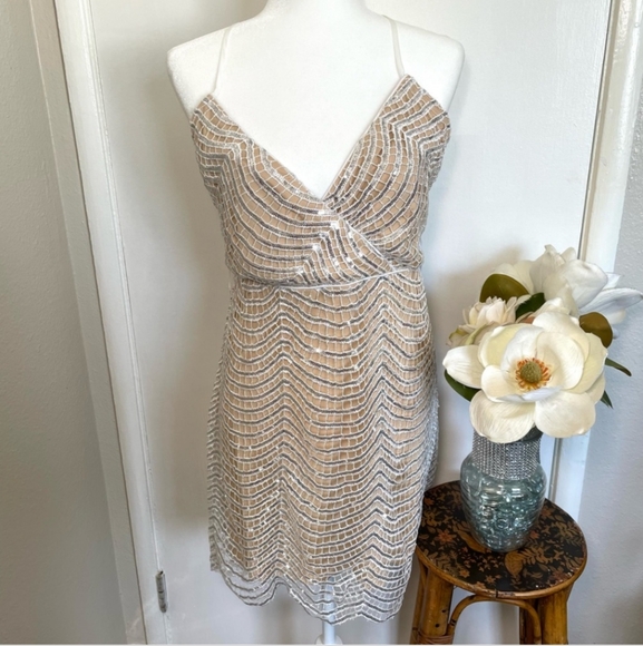 Lulus lele white and silver sequin mini dress size Large - Picture 4 of 6